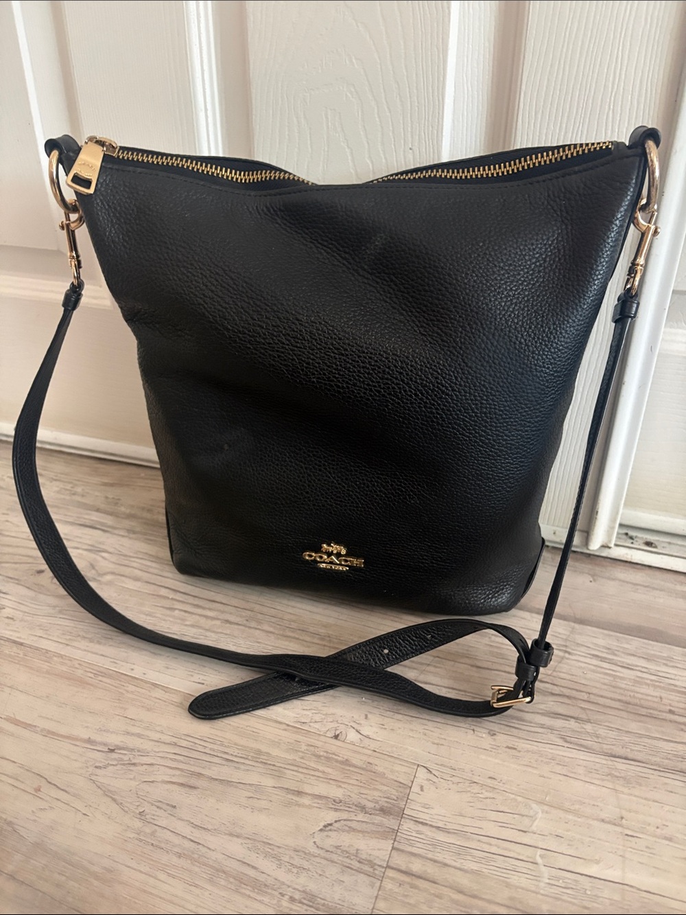 COACH Val Duffle Shoulder Bag Black/Gold Pebbled Leather
